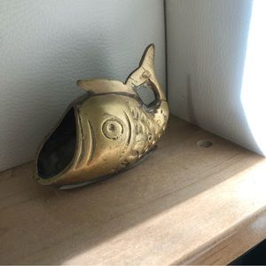 Vintage brass fish ash tray